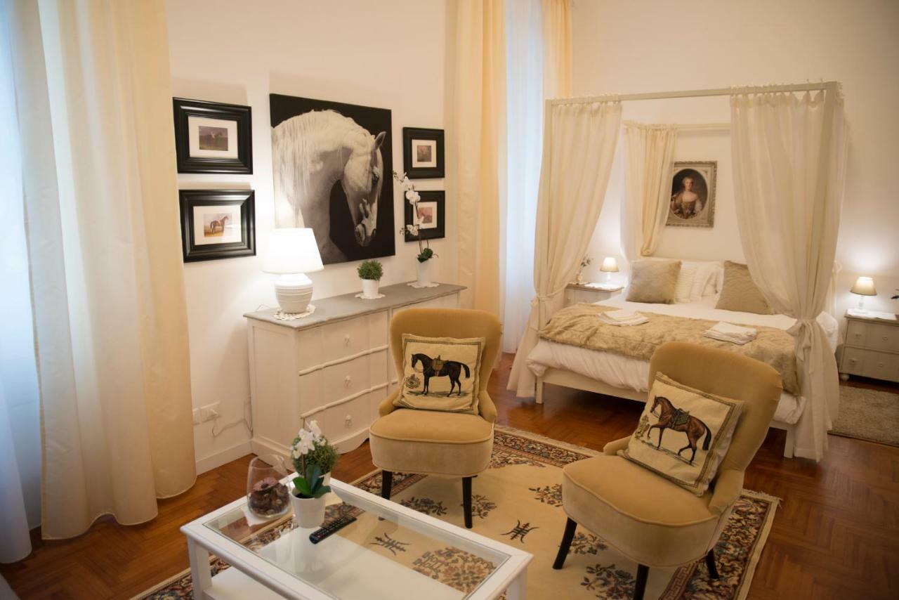 St Paul House Boutique & Apartment Rom